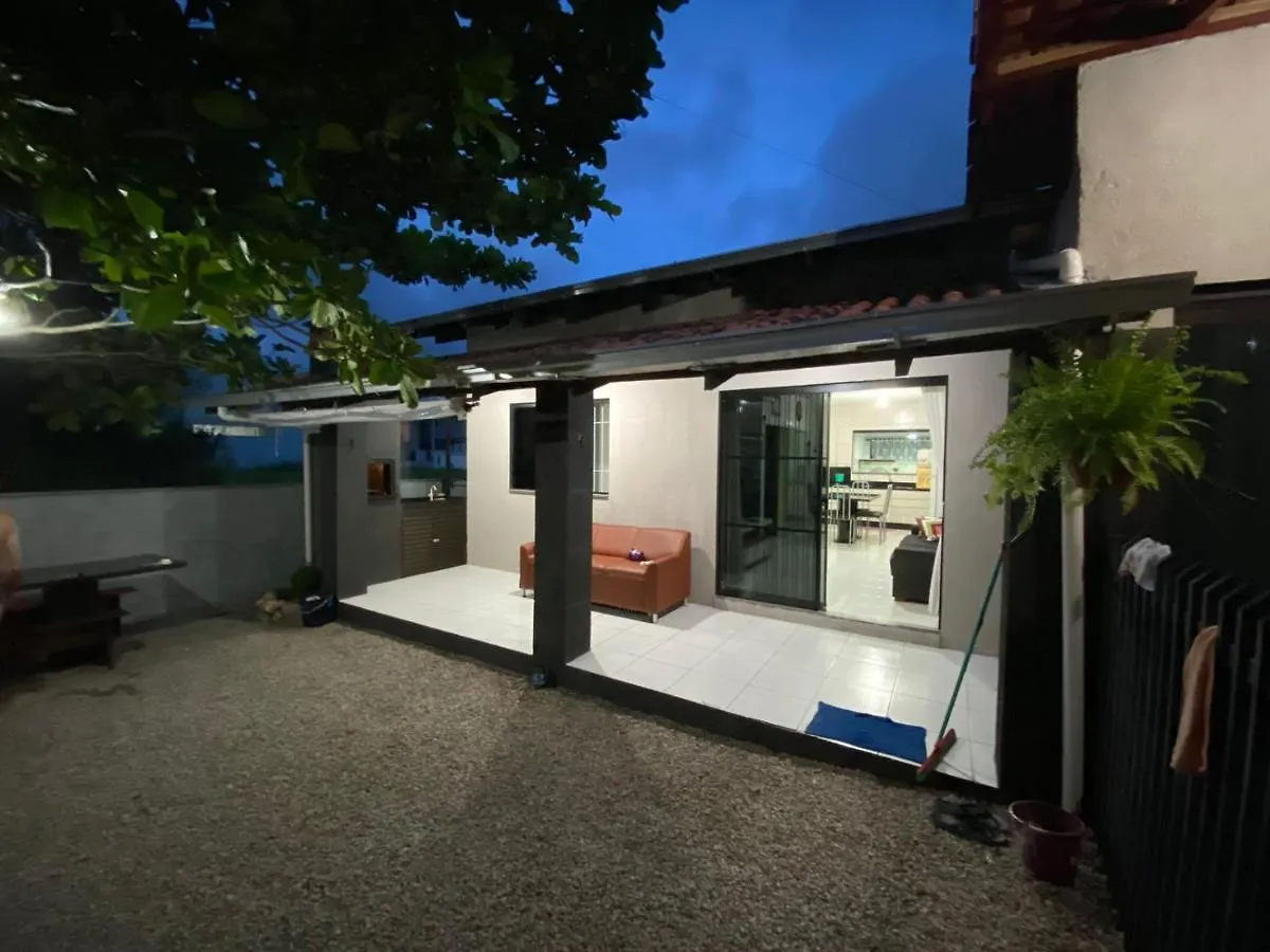 Casa Em Zimbros 3 Quartos location